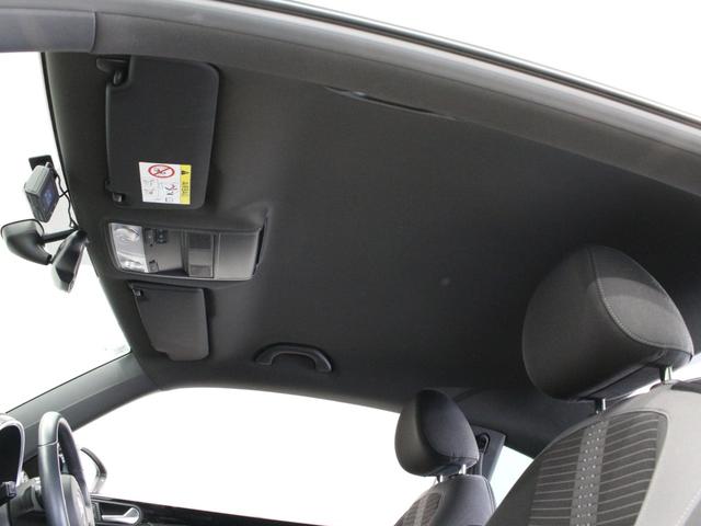 ザ・ビートル ターボ　クールスターパッケージ　３連メーター　バイキセノンヘッドライト　ダークティンテッドガラス　リアスポイラー　カラードリアディヒューザー　１８インチＡＷ　カラードキャリパー　前後ドラレコ　ＥＴＣ　ナビＴＶ（15枚目）