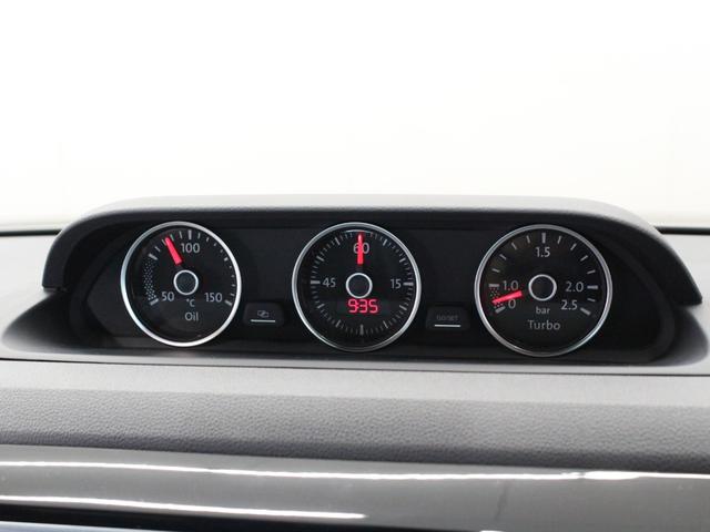 ザ・ビートル ターボ　クールスターパッケージ　３連メーター　バイキセノンヘッドライト　ダークティンテッドガラス　リアスポイラー　カラードリアディヒューザー　１８インチＡＷ　カラードキャリパー　前後ドラレコ　ＥＴＣ　ナビＴＶ（18枚目）