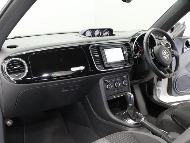 ザ・ビートル ターボ　クールスターパッケージ　３連メーター　バイキセノンヘッドライト　ダークティンテッドガラス　リアスポイラー　カラードリアディヒューザー　１８インチＡＷ　カラードキャリパー　前後ドラレコ　ＥＴＣ　ナビＴＶ（41枚目）