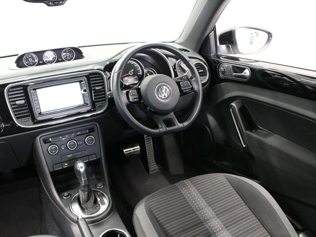 ザ・ビートル ターボ　クールスターパッケージ　３連メーター　バイキセノンヘッドライト　ダークティンテッドガラス　リアスポイラー　カラードリアディヒューザー　１８インチＡＷ　カラードキャリパー　前後ドラレコ　ＥＴＣ　ナビＴＶ（44枚目）