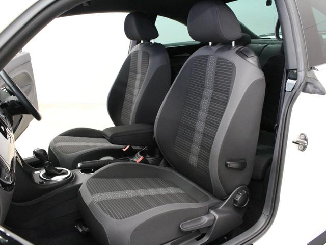 ザ・ビートル ターボ　クールスターパッケージ　３連メーター　バイキセノンヘッドライト　ダークティンテッドガラス　リアスポイラー　カラードリアディヒューザー　１８インチＡＷ　カラードキャリパー　前後ドラレコ　ＥＴＣ　ナビＴＶ（55枚目）