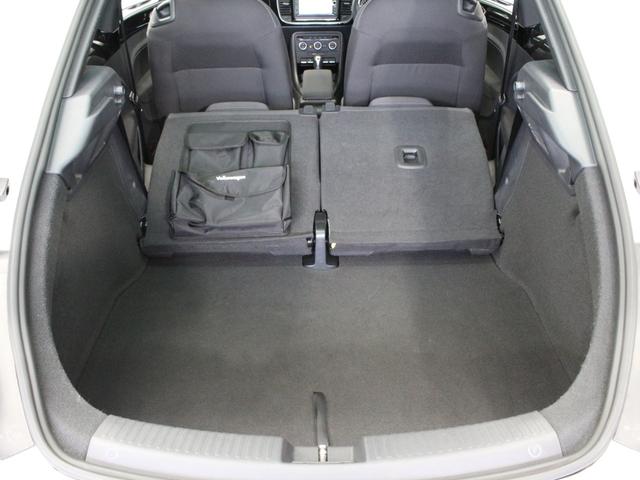 ザ・ビートル ターボ　クールスターパッケージ　３連メーター　バイキセノンヘッドライト　ダークティンテッドガラス　リアスポイラー　カラードリアディヒューザー　１８インチＡＷ　カラードキャリパー　前後ドラレコ　ＥＴＣ　ナビＴＶ（61枚目）