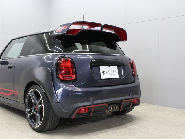 ＭＩＮＩ ジョンクーパーワークスＧＰ　世界限定３００台　日本限定２４０台　＃２７２　カーボンフェンダー　１８インチ鍛造ホイール　ステンレスエグゾースト　パドルシフト　アルカンターラステアリング純正あり　ドライブレコーダー　ＧＰＳレーダー（29枚目）