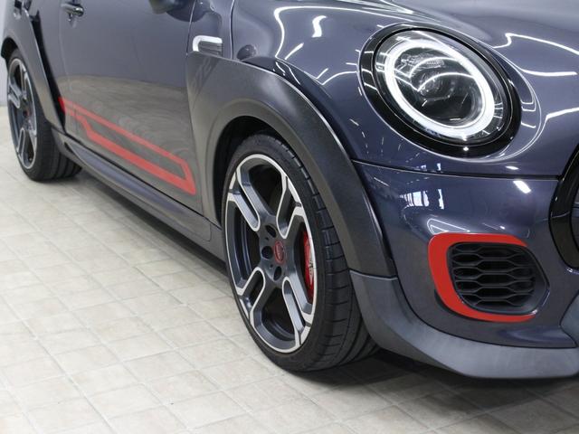 ＭＩＮＩ ジョンクーパーワークスＧＰ　世界限定３００台　日本限定２４０台　＃２７２　カーボンフェンダー　１８インチ鍛造ホイール　ステンレスエグゾースト　パドルシフト　アルカンターラステアリング純正あり　ドライブレコーダー　ＧＰＳレーダー（37枚目）