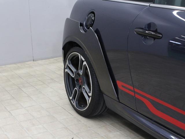 ＭＩＮＩ ジョンクーパーワークスＧＰ　世界限定３００台　日本限定２４０台　＃２７２　カーボンフェンダー　１８インチ鍛造ホイール　ステンレスエグゾースト　パドルシフト　アルカンターラステアリング純正あり　ドライブレコーダー　ＧＰＳレーダー（38枚目）