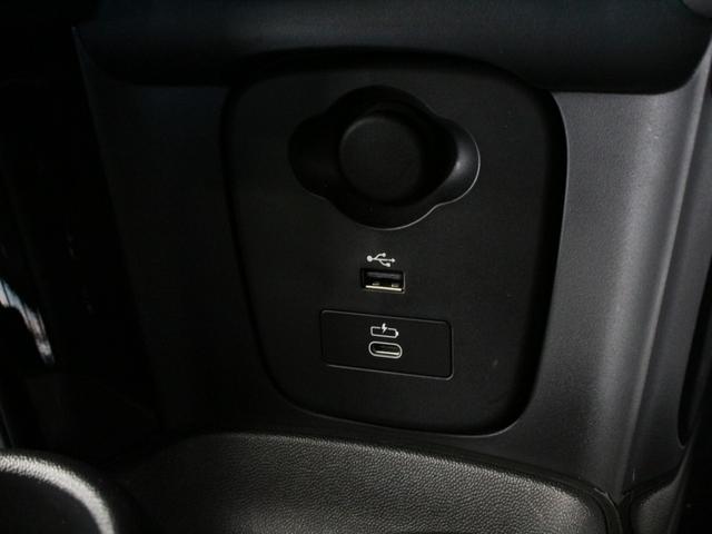 ＭＩＮＩ ジョンクーパーワークスＧＰ　世界限定３００台　日本限定２４０台　＃２７２　カーボンフェンダー　１８インチ鍛造ホイール　ステンレスエグゾースト　パドルシフト　アルカンターラステアリング純正あり　ドライブレコーダー　ＧＰＳレーダー（50枚目）