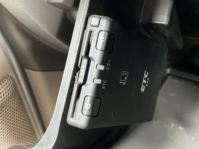 ＮＶ１００クリッパーバン ＤＸ　ＧＬパッケージ　純正ナビ　Ｂｌｕｅｔｏｏｔｈ　フルセグＴＶ　バックカメラ　ドライブレコーダー　ＥＴＣ　オートライト　同色電動格納ドアミラー　リアソナー　衝突被害軽減ブレーキ　パワーウィンドウ　４Ａ／Ｔ　タイヤ新品（8枚目）