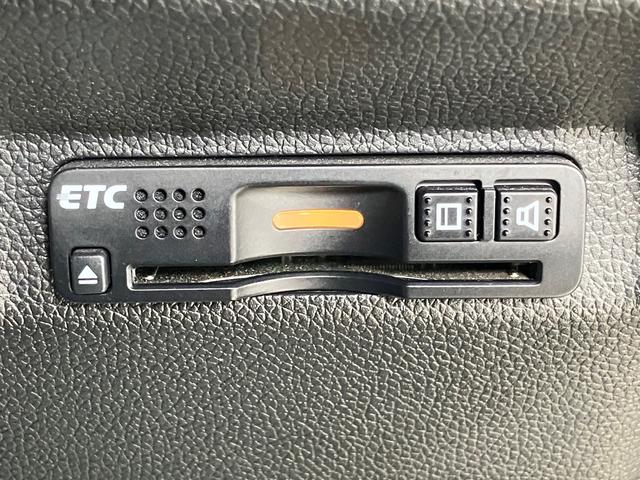 フリードハイブリッド ハイブリッド・ＥＸ　純正９インチナビ　Ｂｌｕｅｔｏｏｔｈ　フルセグＴＶ　バックカメラ　前後ドライブレコーダー　両側パワースライド　ＬＥＤヘッド　シートヒーター　ハーフレザーシート　衝突被害軽減ブレーキ　クルコン　ＥＴＣ（17枚目）