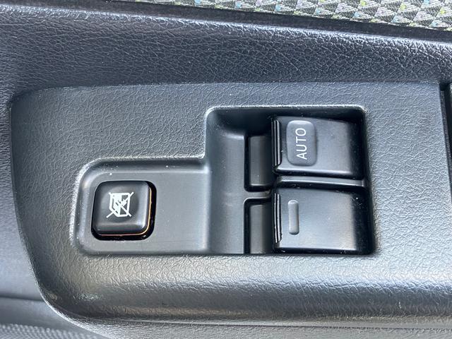 タウンエースバン GL 純正SDナビ ETC パワーウィンドウ キーレス プライバシーガラス タイヤ新品 ワンオーナー(7枚目)