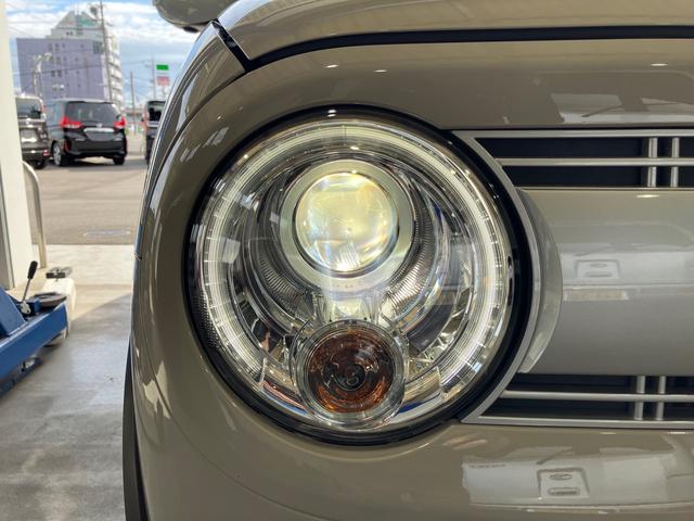 アルトラパン Ｘ　純正８インチナビ　Ｂｌｕｅｔｏｏｔｈ　フルセグＴＶ　全方位モニター　ＨＩＤヘッド　２トンカラー　純正アルミ　リアソナー　衝突被害軽減ブレーキ　革巻きハンドル　ＥＴＣ　スマートキー　タイヤ新品（10枚目）