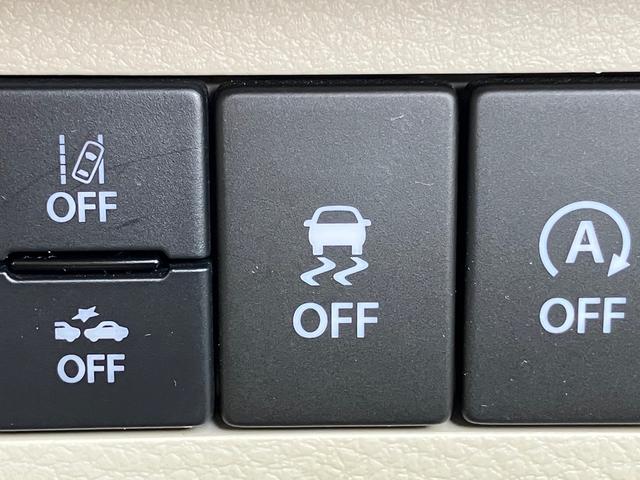 アルトラパン Ｘ　純正８インチナビ　Ｂｌｕｅｔｏｏｔｈ　フルセグＴＶ　全方位モニター　ＨＩＤヘッド　２トンカラー　純正アルミ　リアソナー　衝突被害軽減ブレーキ　革巻きハンドル　ＥＴＣ　スマートキー　タイヤ新品（12枚目）