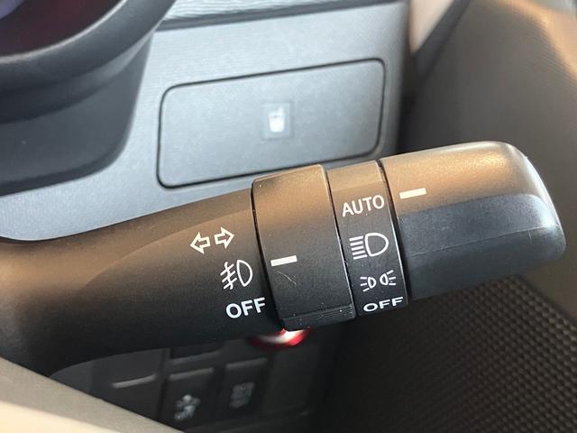 ムーヴ カスタム　Ｘ　ＳＡ　メモリーナビ　フルセグＴＶ　バックカメラ　前後ドライブレコーダー　ＬＥＤヘッド　ＥＴＣ　衝突被害軽減ブレーキ　スマートキー　プッシュスタート　オートライト　オートエアコン（12枚目）