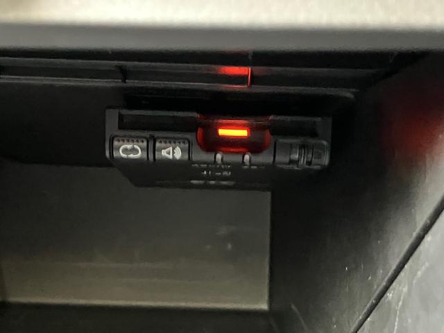 NV150AD VE 純正ナビ Bluetooth フルセグTV バックカメラ ETC パワーウィンドウ 電動格納ドアミラー キーレス 衝突被害軽減ブレーキ プライバシーガラス 100V電源(7枚目)