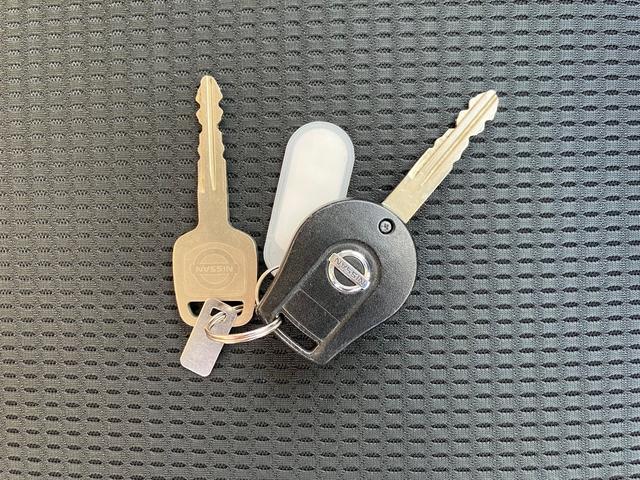 NV150AD VE 純正ナビ Bluetooth フルセグTV バックカメラ ETC パワーウィンドウ 電動格納ドアミラー キーレス 衝突被害軽減ブレーキ プライバシーガラス 100V電源(10枚目)