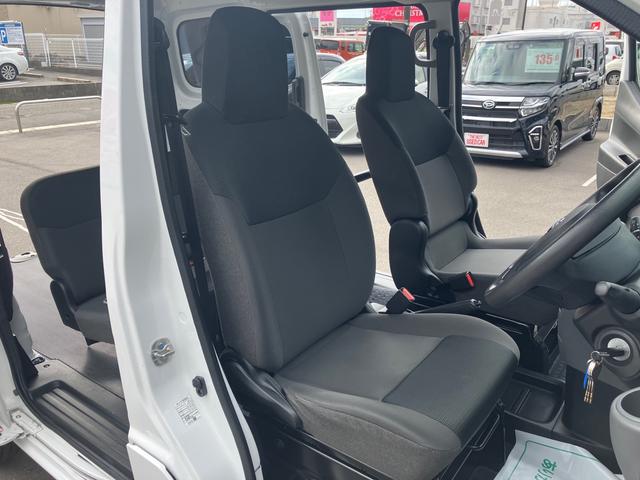 ＮＶ２００バネットバン ＶＸ　メモリーナビ　Ｂｌｕｅｔｏｏｔｈ　フルセグＴＶ　ＥＴＣ　ルーフキャリア　リアスモークフィルム　パワーウィンドウ　キーレス　タイヤ新品（25枚目）