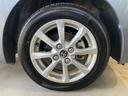 【　純正アルミホイール　】純正なのでこの車にとてもマッチしていてカッコイイですね♪
