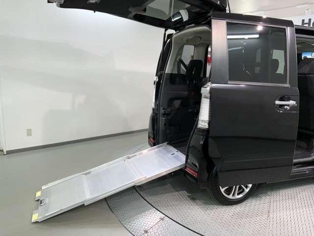 G・Lパッケージ 1年保証 ナビ TV Rカメラ DVD ETC HID VSA イモビライザー ディスチャージ ABS キーフリー CD再生 ワンセグTV 両側電動スライドドア メモリーナビ Bカメラ ETC DVD(9枚目)