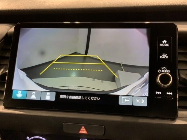 フィット ｅ：ＨＥＶクロスター　ＨＳＥＮＳＩＮＧ２ト－ン新車保証試乗車　衝突回避システム　１オーナー　フルオートエアコン　整備記録簿　ＬＥＤランプ　エアバッグ　サイドエアバック　地デジ　オートクルーズコントロール　ＶＳＡ　ＥＴＣ（7枚目）
