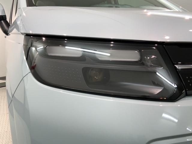 フリード エアーEX HSENSING新車保証試乗車ワンオ-ナ- バックモニター 盗難防止システム 両側パワースライドドア 横滑り防止装置 クルコン フルセグ ETC車載器 オートエアコン シートヒーター 3列シート(8枚目)