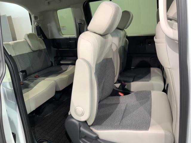 フリード エアーＥＸ　ＨＳＥＮＳＩＮＧ新車保証試乗車ワンオーナー　バックモニター　盗難防止システム　両側パワースライドドア　横滑り防止装置　クルコン　フルセグ　ＥＴＣ車載器　オートエアコン　シートヒーター　３列シート（35枚目）