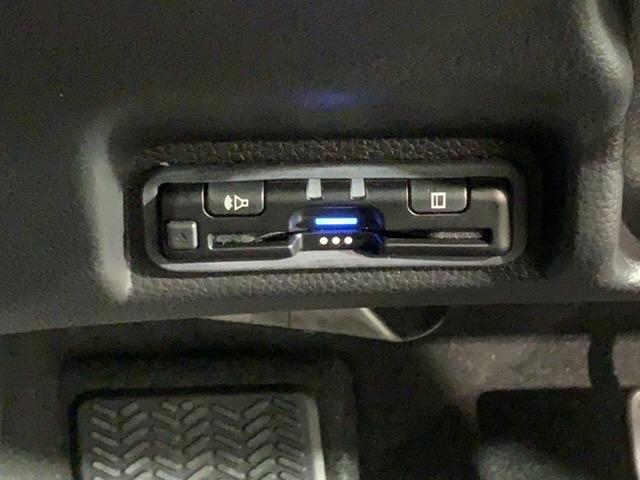 ヴェゼル e:HEVX・HuNTパッケージ H SENSING 最長5年保証 ワンオ-ナ- ナビLXU-245VZiTV Rカメラ CD録音 BTオ-ディオ DVD ETC LEDライト VSA クルコン アルミ スマ-トキ- 盗難防止装置(13枚目)