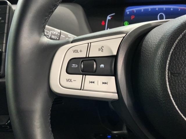 フィット ホーム H SENSING 新車保証 試乗車 ワンオーナー ナビVXU-245FTi TV Rカメラ CD録音 BTオ-ディオ DVD ETC LEDライト VSA クルコン スマートキー 盗難防止装置(10枚目)