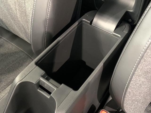 フィット ホーム H SENSING 新車保証 試乗車 ワンオーナー ナビVXU-245FTi TV Rカメラ CD録音 BTオ-ディオ DVD ETC LEDライト VSA クルコン スマートキー 盗難防止装置(30枚目)