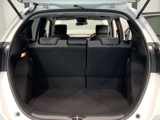 フィット ホーム H SENSING 新車保証 試乗車 ワンオーナー ナビVXU-245FTi TV Rカメラ CD録音 BTオ-ディオ DVD ETC LEDライト VSA クルコン スマートキー 盗難防止装置(37枚目)