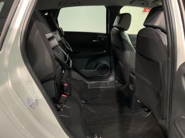 フィット e:HEVクロスター H SENSING 2ト-ン 新車保証 試乗車 ワンオ-ナ- 純正ナビ TV Rカメラ BTオ-ディオ ETC LEDライト VSA クルコン アルミ スマ-トキ- 盗難防止装置 整備記録簿 AAC(34枚目)