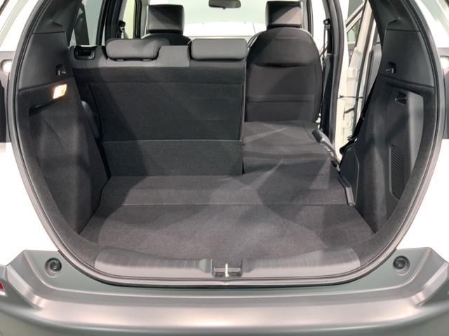 フィット e:HEVクロスター H SENSING 2ト-ン 新車保証 試乗車 ワンオ-ナ- 純正ナビ TV Rカメラ BTオ-ディオ ETC LEDライト VSA クルコン アルミ スマ-トキ- 盗難防止装置 整備記録簿 AAC(37枚目)