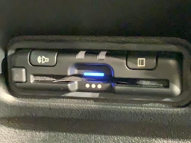 Ｎ－ＢＯＸカスタム ターボ　Ｈ　ＳＥＮＳＩＮＧ　新車保証　試乗車　ワンオーナー　ナビＬＸＵ－２４２ＮＢｉ　ＴＶ　Ｒカメラ　マルチビュ－　ＣＤ録音　ＢＴオ－ディオ　ＤＶＤ　シ－トヒ－タ－　ＥＴＣ　ＬＥＤライト　両側電動ドア　ＶＳＡ（13枚目）