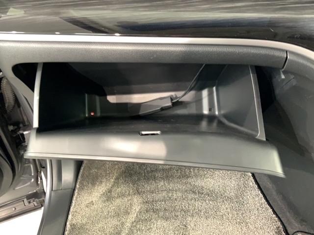 オデッセイ アブソルート　あんしんＰＫＧ　１年保証　ワンオーナー　純正ナビ　ＴＶ　Ｒカメラ　ＢＴオ－ディオ　ＤＶＤ　ＥＴＣ　ＬＥＤライト　両側電動ドア　ＶＳＡ　クルコン　アルミ　スマ－トキ－　スペアキ－　ドアバイザ－　ＡＡＣ（26枚目）