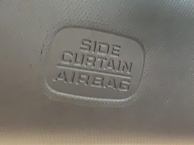 フィットハイブリッド Ｓパッケージ　あんしんＰＫＧ　１年保証　ワンオーナー　純正ナビ　ＴＶ　Ｒカメラ　ＢＴオ－ディオ　ＤＶＤ　ドラレコ　ＥＴＣ　ＬＥＤライト　ＶＳＡ　クルコン　アルミ　フォグ　スマートキー　盗難防止装置　整備記録簿（24枚目）