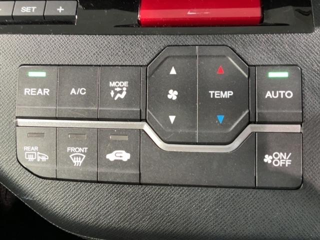 ステップワゴンスパーダ Ｚ　１年保証　ワンオーナー　ナビ　ＴＶ　ＣＤ録音　ＢＴオ－ディオ　ＤＶＤ　ＥＴＣ　ＨＩＤ　両側電動ドア　ＶＳＡ　アルミ　スマ－トキ－　スペアキ－　盗難防止装置　整備記録簿　ドアバイザ－　ＷエアバッグＡＡＣ（7枚目）