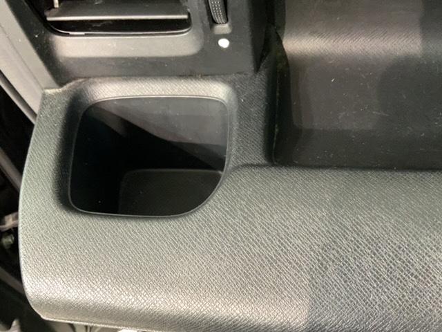 ステップワゴンスパーダ Ｚ　１年保証　ワンオーナー　ナビ　ＴＶ　ＣＤ録音　ＢＴオ－ディオ　ＤＶＤ　ＥＴＣ　ＨＩＤ　両側電動ドア　ＶＳＡ　アルミ　スマ－トキ－　スペアキ－　盗難防止装置　整備記録簿　ドアバイザ－　ＷエアバッグＡＡＣ（26枚目）