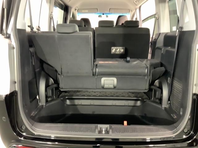 ステップワゴンスパーダ Ｚ　１年保証　ワンオーナー　ナビ　ＴＶ　ＣＤ録音　ＢＴオ－ディオ　ＤＶＤ　ＥＴＣ　ＨＩＤ　両側電動ドア　ＶＳＡ　アルミ　スマ－トキ－　スペアキ－　盗難防止装置　整備記録簿　ドアバイザ－　ＷエアバッグＡＡＣ（38枚目）