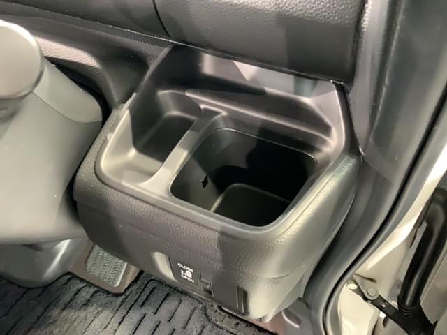 N-BOXカスタム G・Lホンダセンシング 最長5年保証 ワンオーナー ナビVXM-194VFi TV Rカメラ BTオ-ディオ DVD ETC LEDライト VSA クルコン アルミ スマ-トキ- スペアキ- 盗難防止装置 整備記録簿 AAC(28枚目)