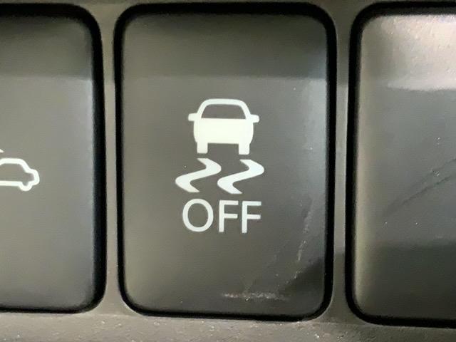 デイズルークス X 1年保証 ナビ TV DVD ドラレコ 衝突軽減B ETC 横滑り防止 スマートキー 盗難防止装置 AAC Wエアバッグ ベンチシート ドアバイザー プリクラッシュ Sキー イモビライザー VDC(10枚目)