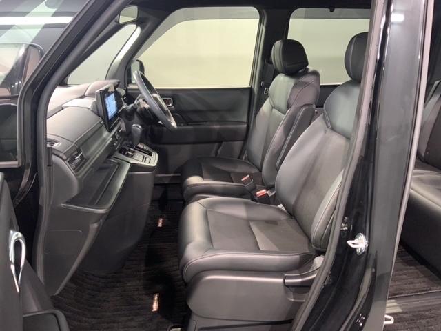 ステップワゴン スパーダ　Ｈ　ＳＥＮＳＩＮＧ　最長５年保証　ナビＬＸＭ－２４７ＶＦＮｉ　ＴＶ　Ｒカメラ　ＣＤ録音　ＢＴオ－ディオ　ＤＶＤ　ＥＴＣ　ＬＥＤライト　両側電動ドア　ＶＳＡシ－トヒ－タ－　クルコン　アルミ　スマ－トキ－（30枚目）