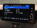 ｅ：ＨＥＶＺ　ＨＳＥＮＳＩＮＧ最長５年保証ワンオーナー　衝突回避支援ブレーキ機能　１オナ　スマキ　Ｐトランク　フルオートエアコン　エアバッグ　両席エアバック　Ｒカメ　記録簿付　パワーウィンドウ　ＬＥＤランプ　ＵＳＢ（39枚目）