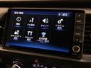 ｅ：ＨＥＶホーム　Ｈ　ＳＥＮＳＩＮＧ　最長５年保証　ワンオ－ナ－　前後誤発進抑制機能　助手席エアバッグ　運転席エアバッグ　１オナ　ＬＥＤライト　ＵＳＢ接続　バックカメラ　ＡＢＳ　サイドエアバッグ　フルセグＴＶ　記録簿（40枚目）