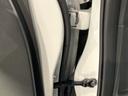 ｅ：ＨＥＶホーム　Ｈ　ＳＥＮＳＩＮＧ　最長５年保証　ワンオ－ナ－　前後誤発進抑制機能　助手席エアバッグ　運転席エアバッグ　１オナ　ＬＥＤライト　ＵＳＢ接続　バックカメラ　ＡＢＳ　サイドエアバッグ　フルセグＴＶ　記録簿（42枚目）