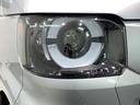 LEDヘッドライトは、点灯の瞬間から最大光量を発揮し、突然暗くなるトンネルなどでの安定感を高めます。