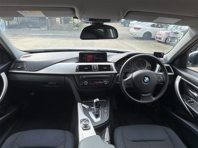 ３シリーズ ３２０ｄツーリング　ナビ　クリアランスソナー　オートクルーズコントロール　アルミホイール　オートライト　ターボ　スマートキー　アイドリングストップ　ＡＴ　ＡＢＳ　ＥＳＣ　ＣＤ　エアコン　パワーステアリング（2枚目）