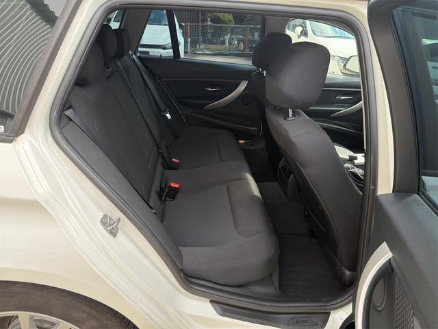 ３シリーズ ３２０ｄツーリング　ナビ　クリアランスソナー　オートクルーズコントロール　アルミホイール　オートライト　ターボ　スマートキー　アイドリングストップ　ＡＴ　ＡＢＳ　ＥＳＣ　ＣＤ　エアコン　パワーステアリング（11枚目）