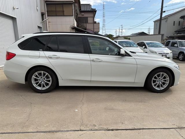 ３シリーズ ３２０ｄツーリング　ナビ　クリアランスソナー　オートクルーズコントロール　アルミホイール　オートライト　ターボ　スマートキー　アイドリングストップ　ＡＴ　ＡＢＳ　ＥＳＣ　ＣＤ　エアコン　パワーステアリング（14枚目）