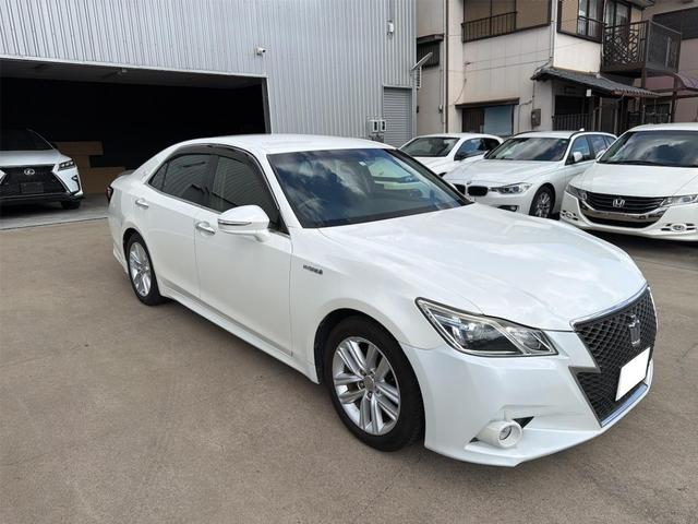 クラウンハイブリッド アスリートS ETC オートクルーズコントロール TV アルミホイール HID CVT スマートキー 電動格納ミラー 盗難防止システム パワーシート 衝突安全ボディ ABS ESC エアコン パワーステアリング(14枚目)