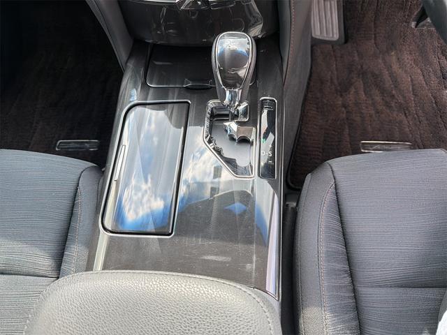 クラウンハイブリッド アスリートS ETC オートクルーズコントロール TV アルミホイール HID CVT スマートキー 電動格納ミラー 盗難防止システム パワーシート 衝突安全ボディ ABS ESC エアコン パワーステアリング(25枚目)