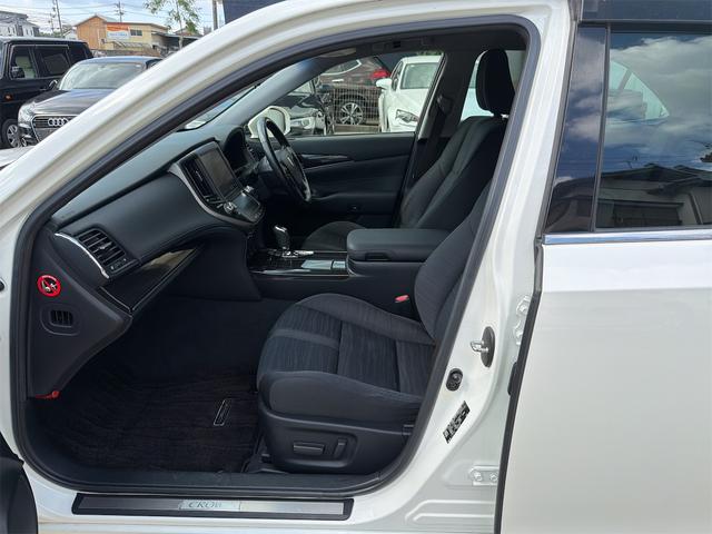 クラウンハイブリッド アスリートS ETC オートクルーズコントロール TV アルミホイール HID CVT スマートキー 電動格納ミラー 盗難防止システム パワーシート 衝突安全ボディ ABS ESC エアコン パワーステアリング(29枚目)