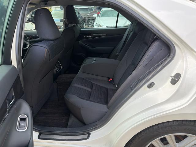 クラウンハイブリッド アスリートS ETC オートクルーズコントロール TV アルミホイール HID CVT スマートキー 電動格納ミラー 盗難防止システム パワーシート 衝突安全ボディ ABS ESC エアコン パワーステアリング(32枚目)